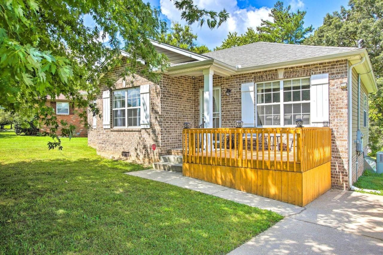 Villa Charming Springfield Escape With Furnished Deck Exterior foto